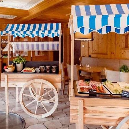 Hotel & Restaurant Becher Donzdorf エクステリア 写真